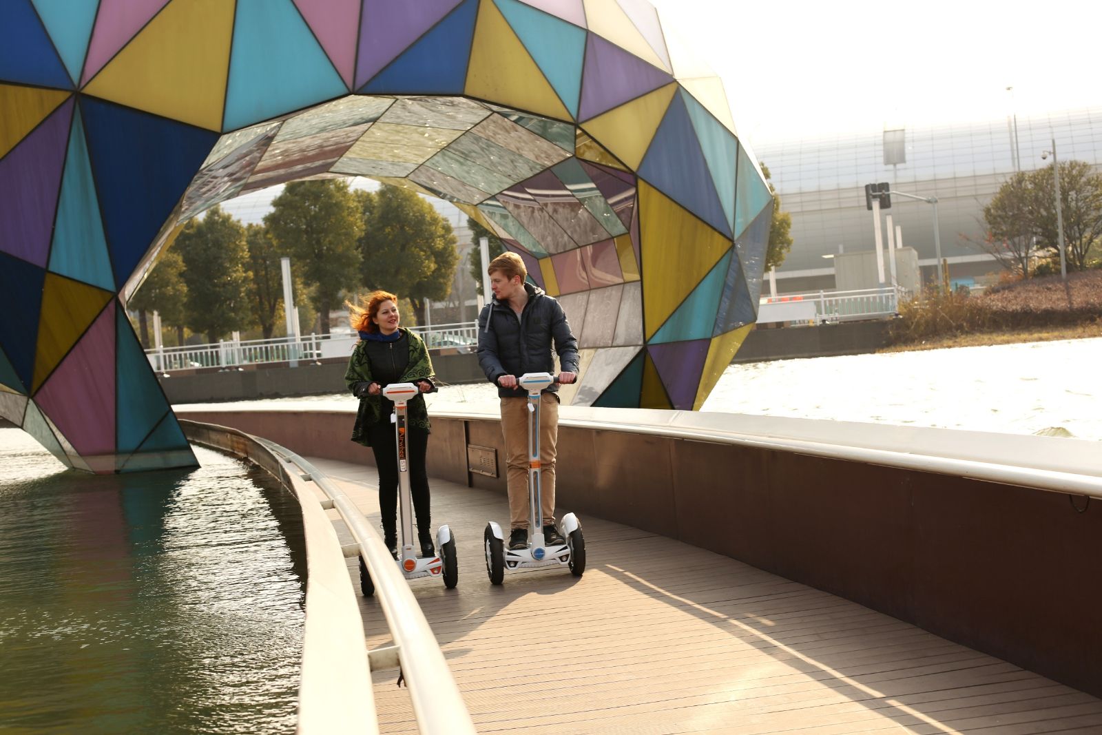 With Airwheel Electric Self-balancing Scooter, Protecting Environment Will No Longer Take Some Doing.